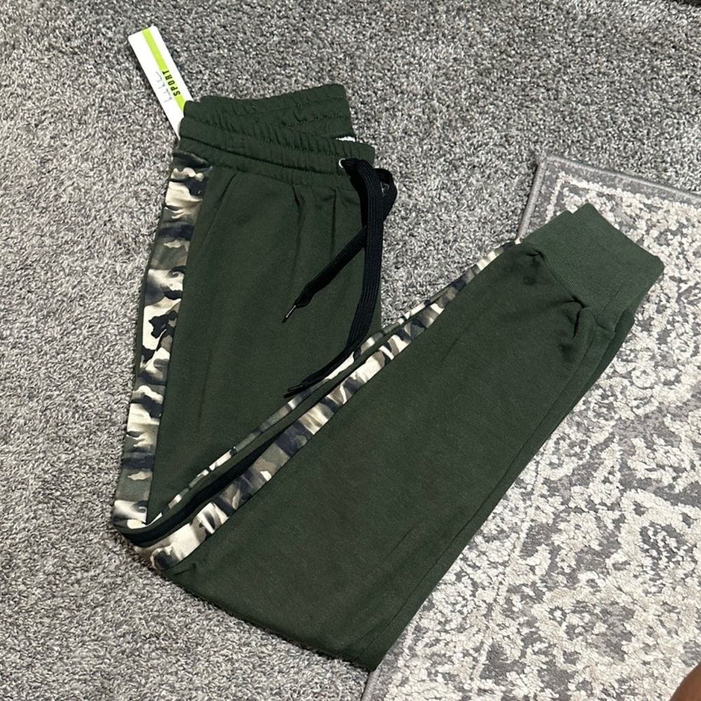Nicole Miller Sweats/Joggers